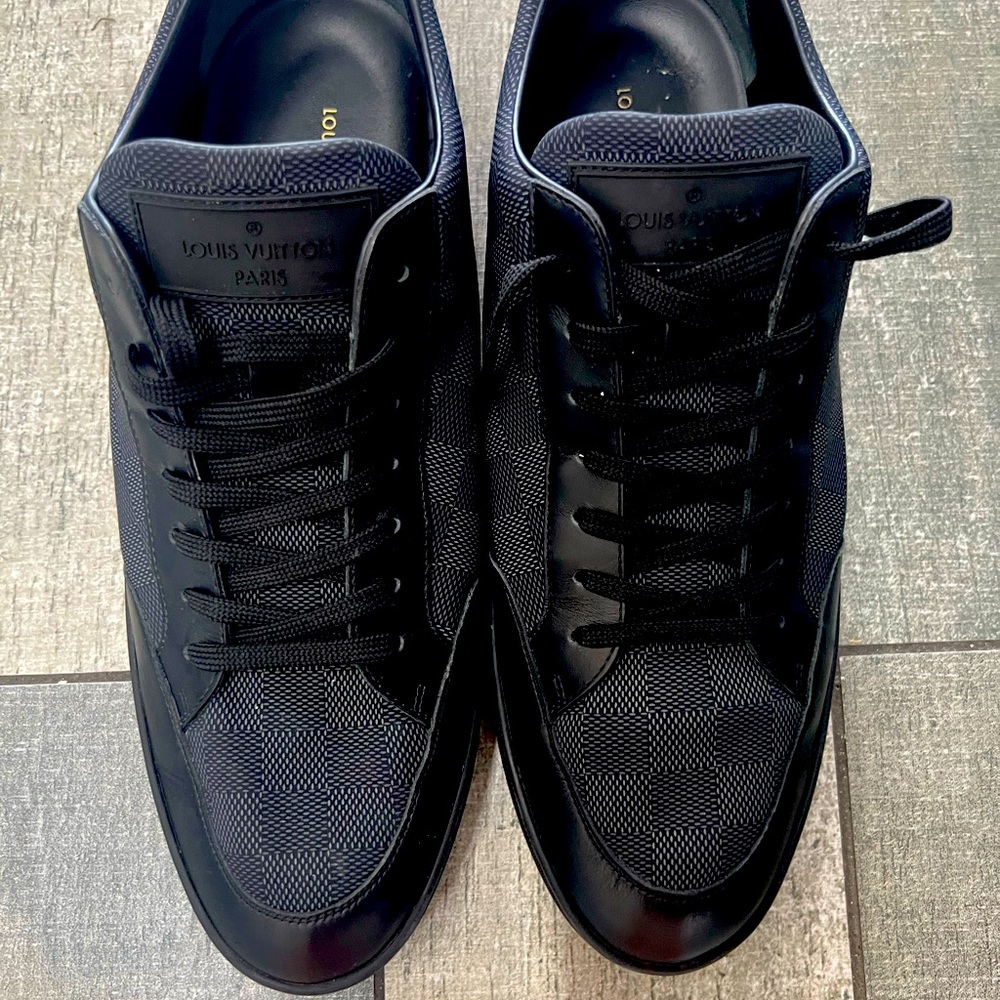 Louis Vuitton Men's Offshore Sneaker LV Sz 9.5 / US Men 11-11.5